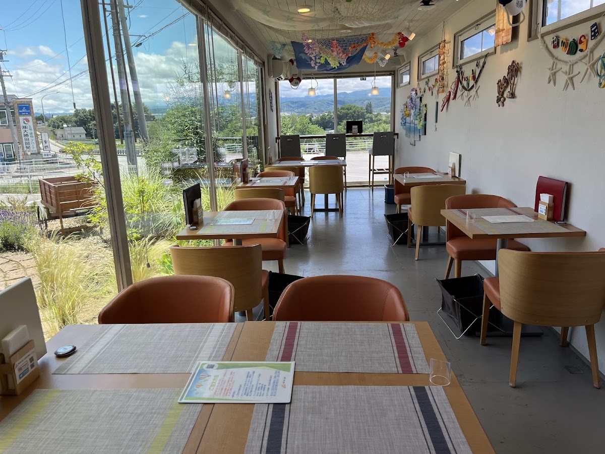 Hill Rd. Café